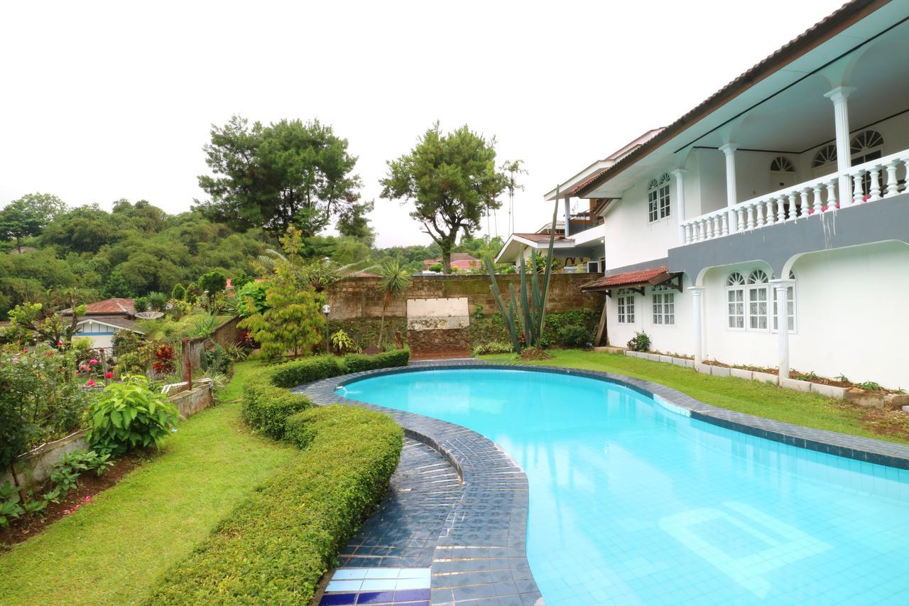 Villa Madani Paragajen Exterior photo